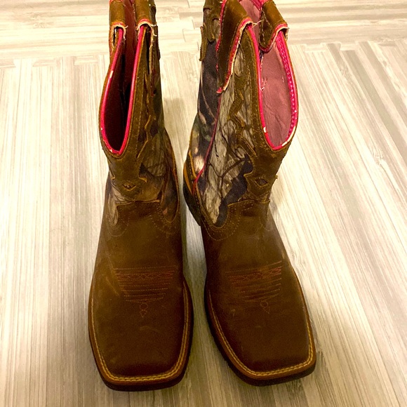 Ariat Shoes Ariat Cowboy Boots Poshmark